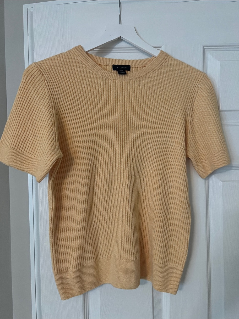 Halogen Ribbed Crewneck Short-Sleeve Sweater in Pale Yellow